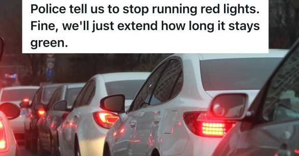 Source: Reddit/Pixabay