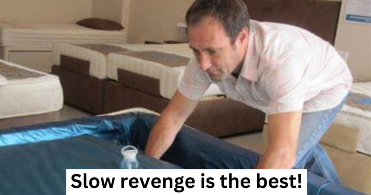 Her Annoying Brother Bought A Waterbed, So She Decided To Pull A Prank On Him That He Never Found Out About