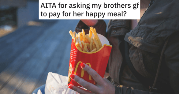 Source: Reddit/AITA/Pexels/ freestocks.org