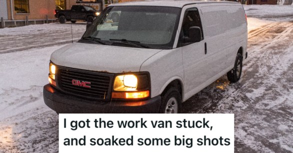 Source: Reddit/Unsplash/@jakobethekid