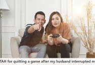 Wife Quits Mid-Game After Husband’s Interruption Causes Her To Miss Crucial Tip, But He Thinks She’s Overreacting