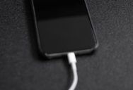 New Technology Introduces The Fastest Available Charging Yet For Smartphones