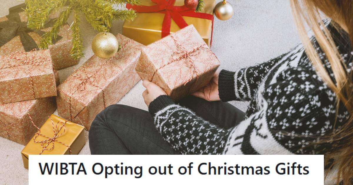 Man Considers Opting Out Of Christmas Gifts After Wealthy Sister Expects Expensive Presents, But The Rest Of The Family Prefers Simplicity » TwistedSifter