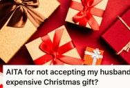 Couple Agrees On A $100 Christmas Gift Limit, So When Her Husband’s Gift Pushed Way Beyond The Boundary She Refused To Accept It