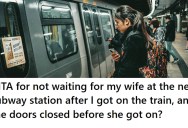 This Couple Was Late To A Brunch, But When He Entered The Train Just In Time And His Wife Didn’t, He Decided To Wait For Her At The Restaurant