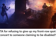 Tall Freeloader Claimed He Was Disabled And Tried To Convince A Short Woman To Give Him Her Front-Row Barricade Spot At A Concert, But She Refused And Gave Him Other Options