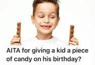 He Bought A Kid Some Candy At A Gas Station, But When Their Mom Found Out About It She Wasn’t Happy About It