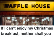 Customer At A Waffle House Restaurant Was Being Loud On A FaceTime Call, So Another Customer Played Christmas Music On Their Phone To Annoy Him