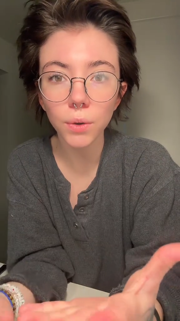 SOURCE: tiktok.com/@reddnea/