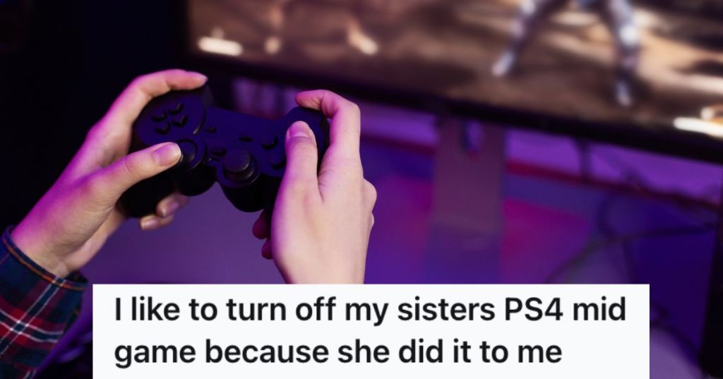 His Sister Turned Off His Xbox In The Middle Of The Game Because She Was Lagging In Hers, So He Did The Exact Same Thing To Her