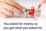 Her Cousin Wanted Money Instead Of A Gift, But When She Gave Her Cash On Christmas, Her Cousin Was Jealous Of The Gifts She Gave Everyone Else