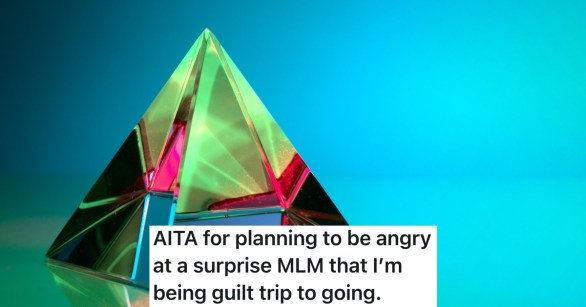 Source: Reddit/AITA, Unsplash/MichaelDziedzic