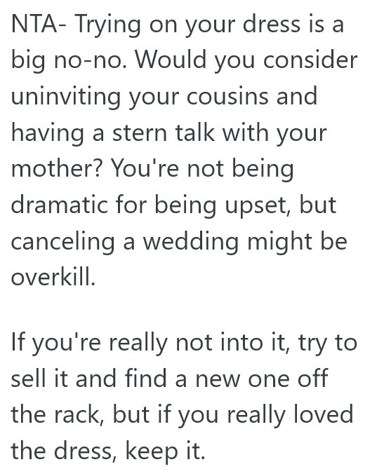 2025 03 03 14 49 29 She Had Her Perfect Wedding Dress Picked Out, But When Her Family Decided To Try It On, She Rethought Everything