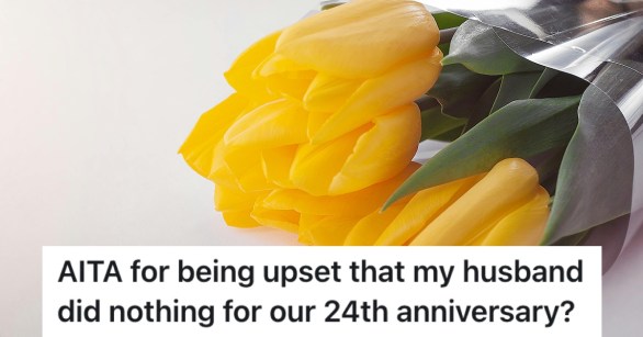 A bunch of yellow tulips