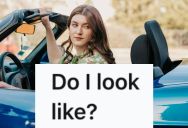 Restaurant Patron Assumed That She Was An Employee, So She Let Her Know That She Wasn’t