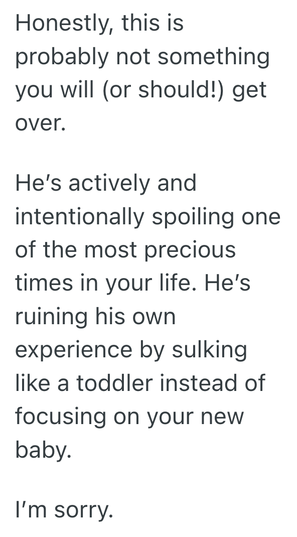 Screenshot 2025 03 01 at 12.05.07%E2%80%AFPM Husband Couldnt Be Bothered To Stay Awake During His Wifes Labor, But When She Woke Him Up, He Started Acting Like He Was The Victim