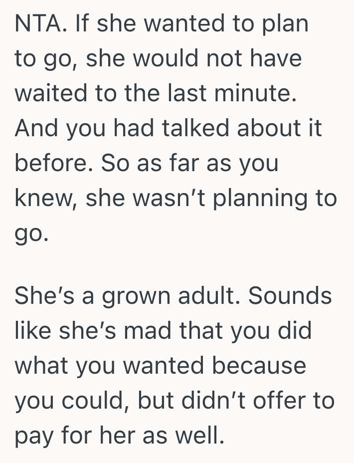Screenshot 2025 03 11 at 10.55.24 AM Womans Friend Invites Her And Her Husband To Go To A Concert, But Another Friend Is Upset That She Didnt Get Invited