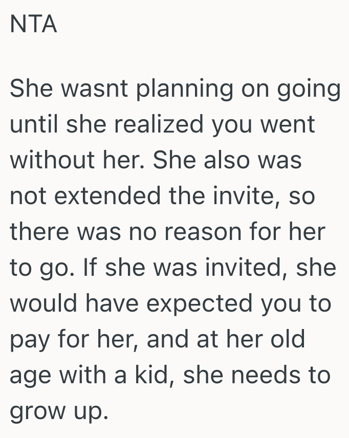 Screenshot 2025 03 11 at 10.56.04 AM Womans Friend Invites Her And Her Husband To Go To A Concert, But Another Friend Is Upset That She Didnt Get Invited