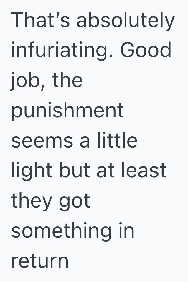Screenshot 2025 03 30 at 12.13.09 PM Rude Boaters Mocked A Lakeside Picnic, But This Couple Followed Them For Yolk Fueled Payback
