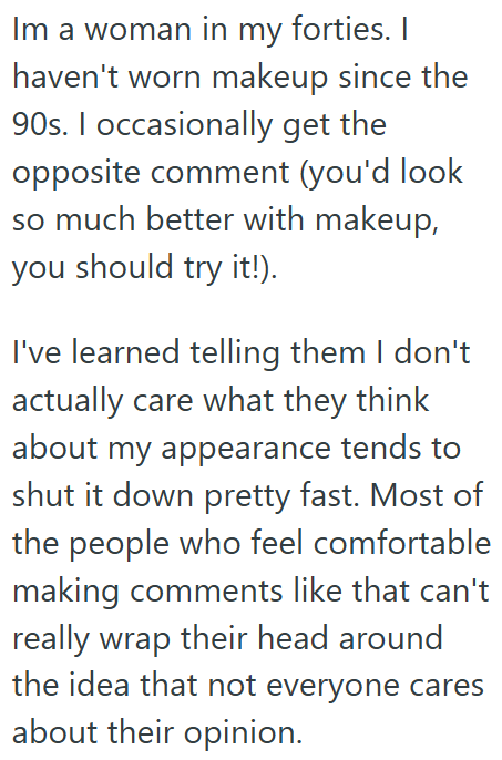 Screenshot 1 0834bc Womans Male Coworker Told Her That He Prefers Women Without Makeup, So She Went All Out The Next Day Just For Him