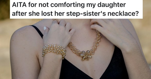 woman wearing necklace