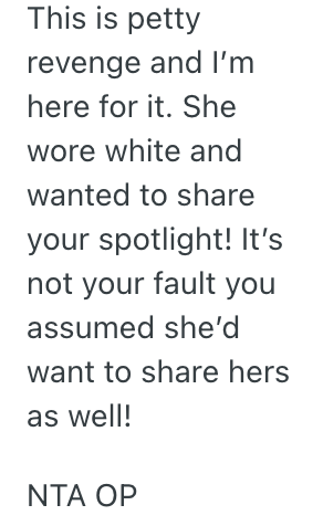 Screenshot 2025 04 10 at 10.23.38%E2%80%AFAM Her Friend Wore A White Dress To Her Wedding, So She Did The Same Thing At Her Friends Wedding A Year Later