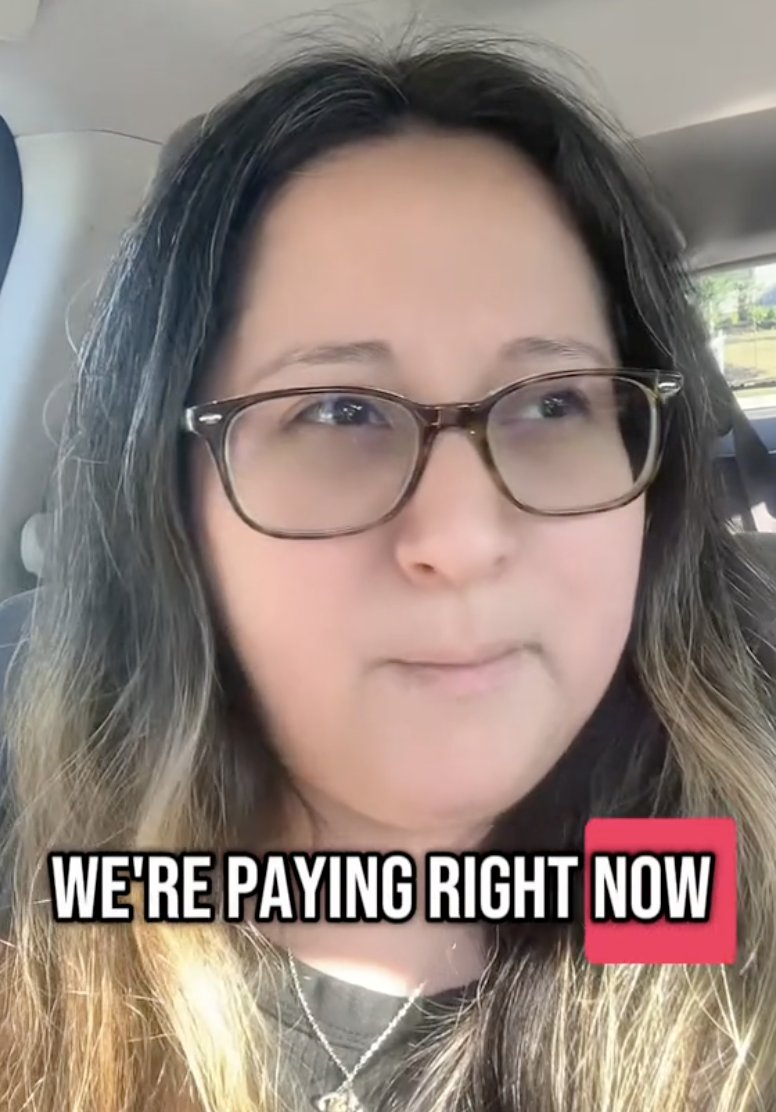 woman speaking about mortgage