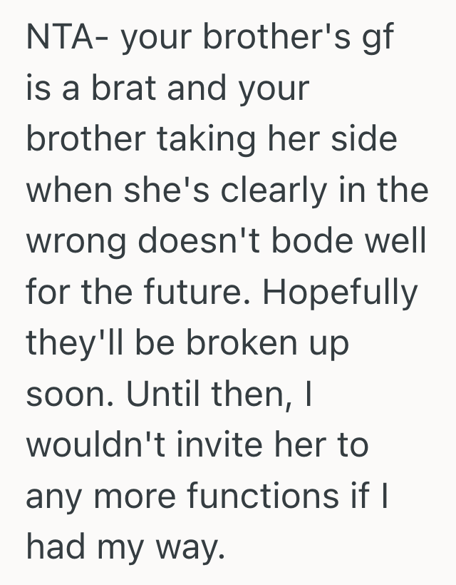 Screenshot 2025 04 28 at 12.17.10 PM She Asked Everyone To Wait For The Cupcakes, But Her Brother’s Girlfriend Ignored The Request And It Stirred Up Family Tension