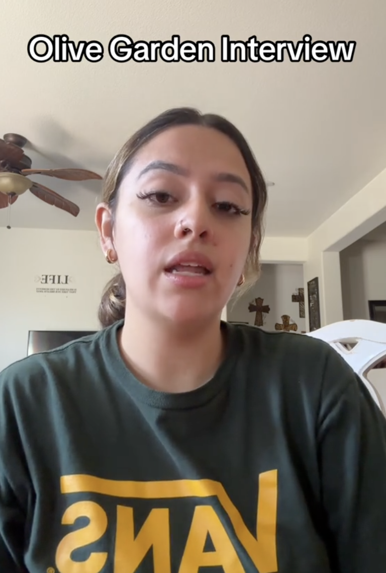 woman talking about her olive garden interview