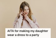 Teenage Girl Wanted To Wear Sweatpants And A T-shirt To A Friend’s Sweet 16 Party, But Her Mom Forced Her To Wear A Dress