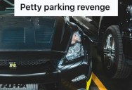 Man Was Rudely Blocked In By Another Driver In The Parking Lot, So He Taught Him A Lesson With A Bike Lock