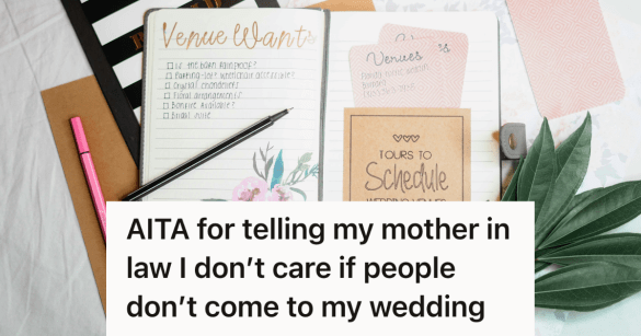 wedding planner spread with paper and pen