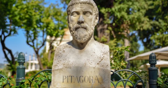 Pythagoras statue