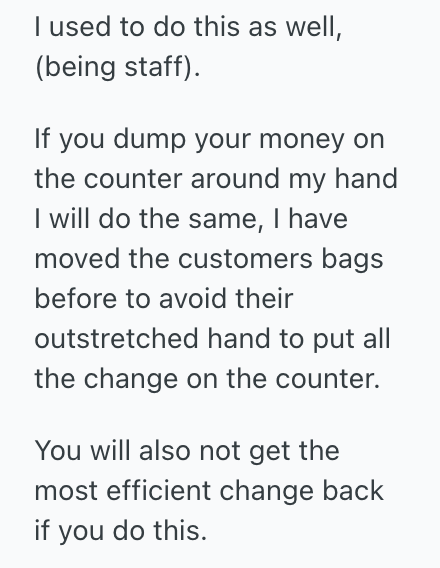 Screenshot 2025 05 11 at 11.12.18%E2%80%AFPM Rude Customer Refused To Hand Over His Cash, So A Cashier Returned The Favor By Doing Exactly The Same Thing