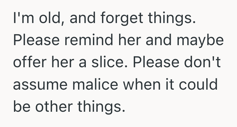 Screenshot 2025 05 19 at 5.16.51%E2%80%AFAM Her Mom Hasnt Touched The Cheesecake She Gave Her, So She Wants To Throw It Out