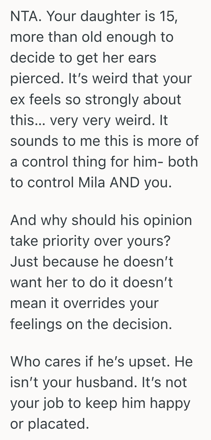 Screenshot 2025 05 29 at 9.31.04 PM Her Ex Promised Their Teen Daughter She Could Get A Piercing, But When He Changed His Mind, The Mom Refused To Take The Blame For His Broken Promise