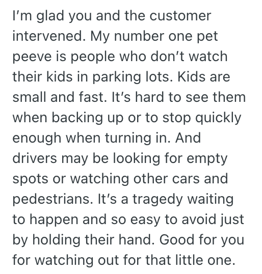 Screenshot 2025 05 31 at 10.43.17 PM Woman Saw A Baby In Danger, So She Made Sure To Call The Attention Of The Babys Guardian Who Was Glued To Her Phone