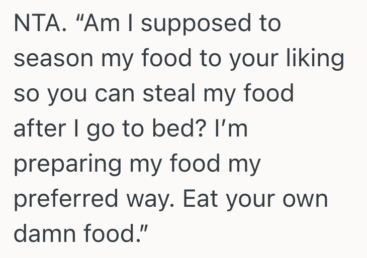 Screenshot 2025 05 31 at 12.16.01 AM She Adds Lots Of Lemon To Prevent Anyone From Eating Her Leftovers, But One Of Her Friends Thinks This Is Rude