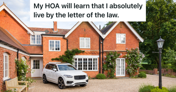 car parking in front of house with a big driveway