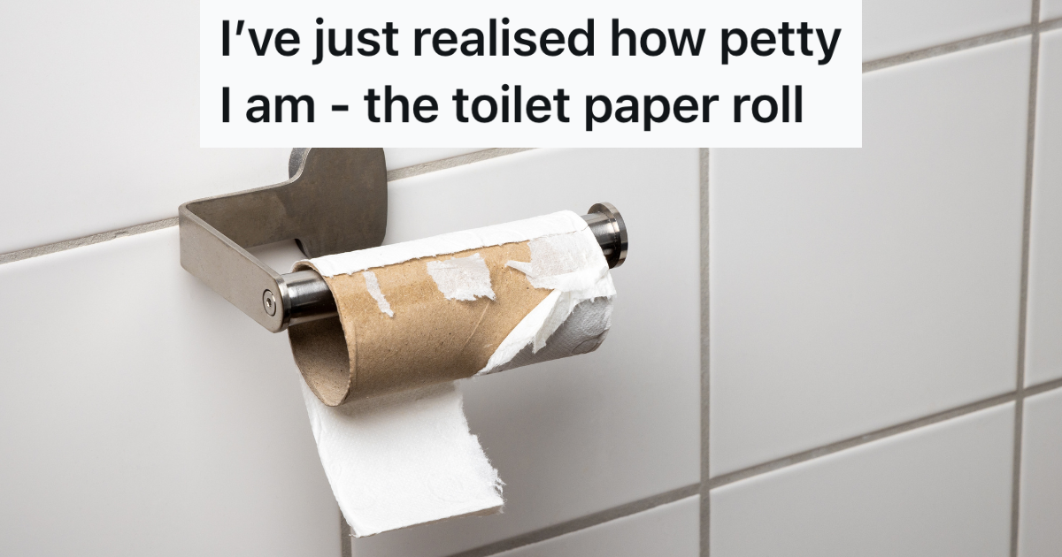 Her Partner Never Replaces The Toilet Paper Roll, So She Replaces It In A Way That Forces Him To Have To Do More Work empty toilet paper roll