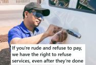 His Customer Refused To Pay Him For Unlocking His Car, So This Locksmith Quickly Tossed The Keys Back In And Re-Locked The Doors
