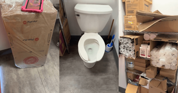 A Pizza Hut bathroom