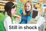 A Grocery Store Was Super Busy, So A Customer Stepped In To Help Bag Groceries And Get The Lines Moving