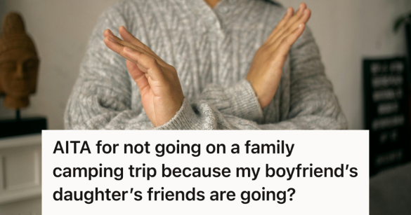 woman crossing her arms refusing