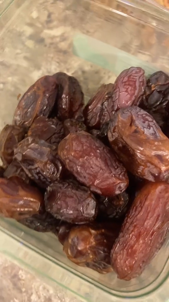 Some dates from a grocery store