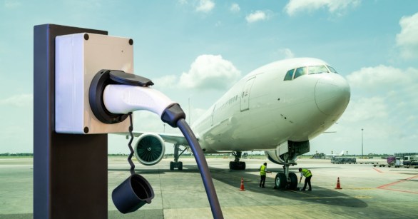 Commercial jet with EV plugin