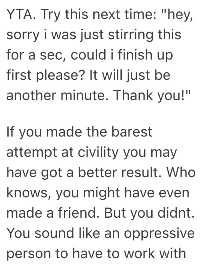 Screenshot 2025 06 05 at 11.59.03 AM e1749139232814 Coworker Pauses Lunch Timer To Stir His Meal, But A Colleague Immediately Takes The Microwave And Gets Called Out