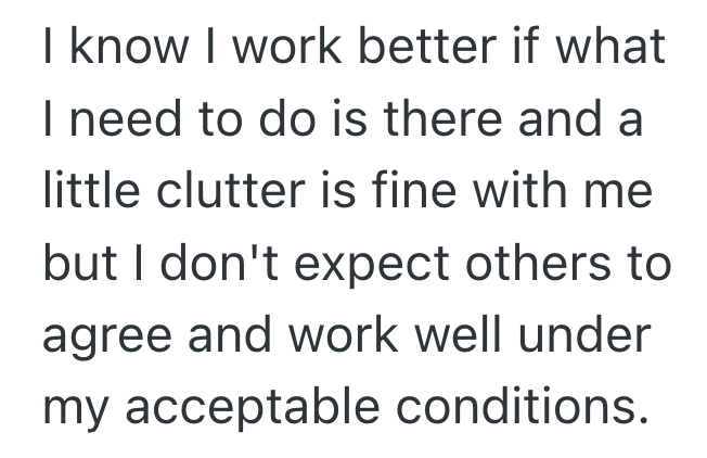 Screenshot 2025 06 21 at 4.42.11 PM Her Boss Wasnt Happy That Her Desk Was Tidy, But When She Made It Messy, He Was Delighted
