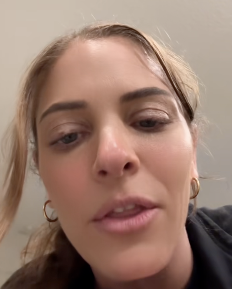 woman talking about her job