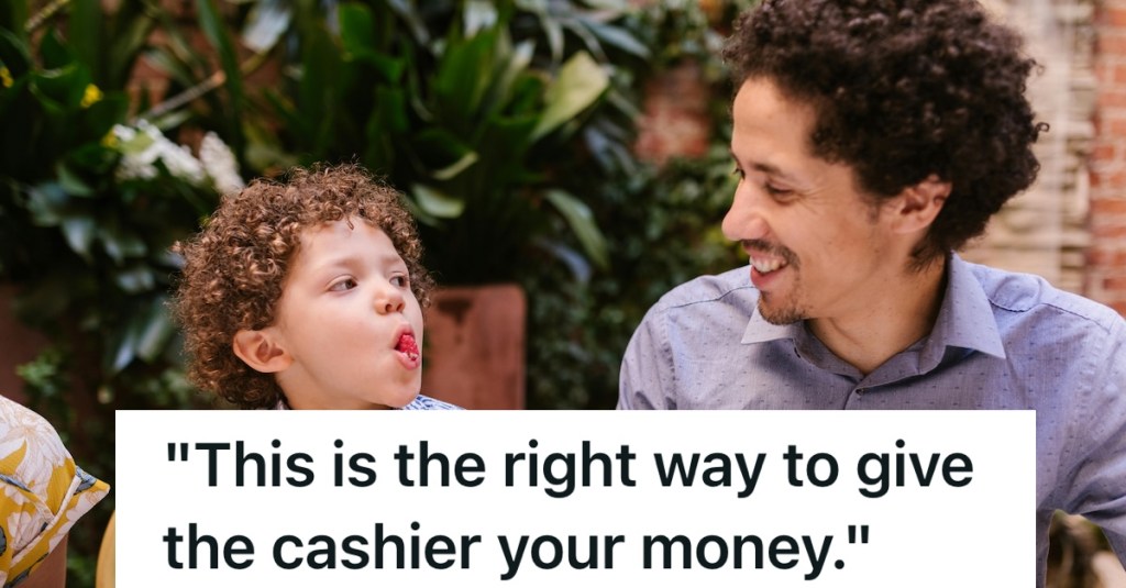 Little Boy Pays For His Own Kids Meal, And The Dad Shows Him The Proper Way To Interact With Cashiers